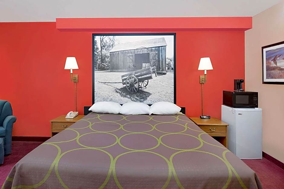 Super 8 by Wyndham Mound City