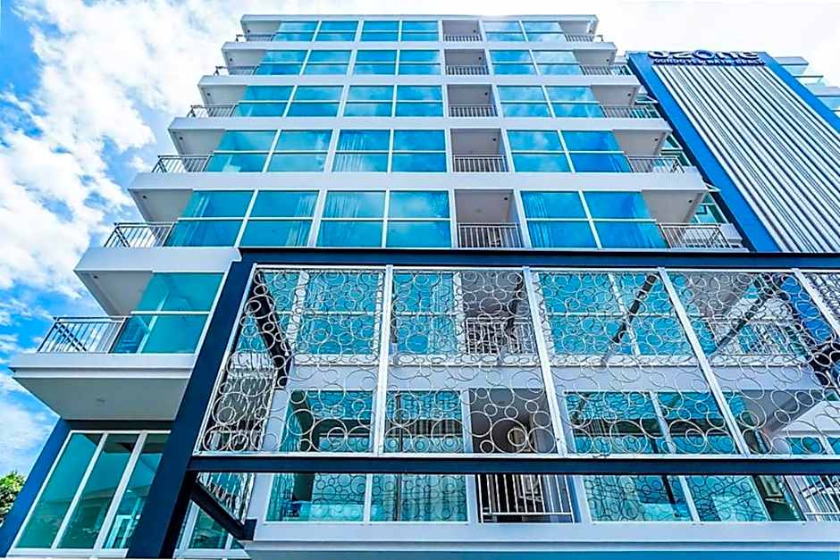 Ozone Condotel Kata Beach by PHR