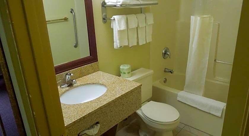 Quality Inn & Suites