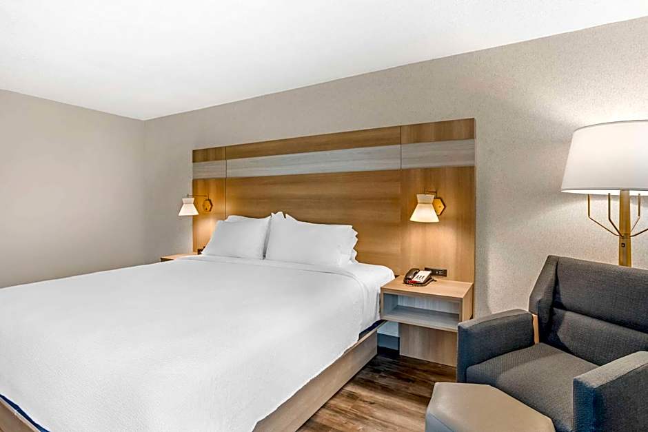 Best Western Plus Heritage Rail Inn & Suites