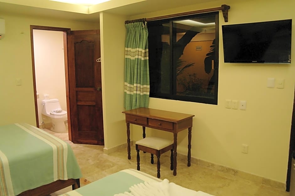 Hotel Real Del Mayab