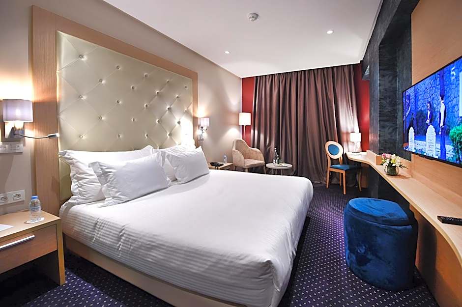 Flower Town Hotel & Spa