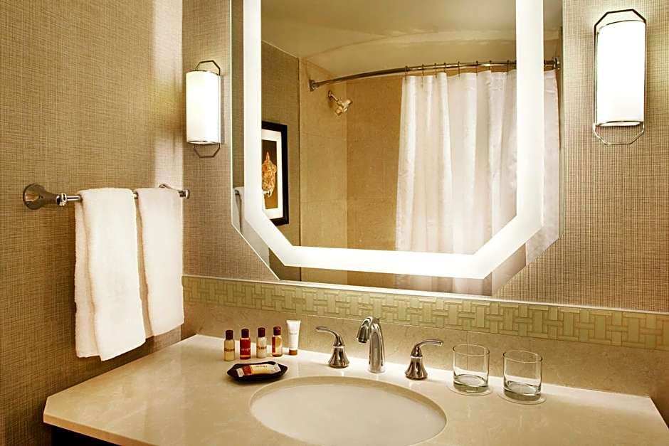Sheraton New Orleans Hotel
