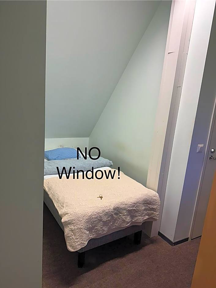 Rotermanni Hostel near harbor 4 floor