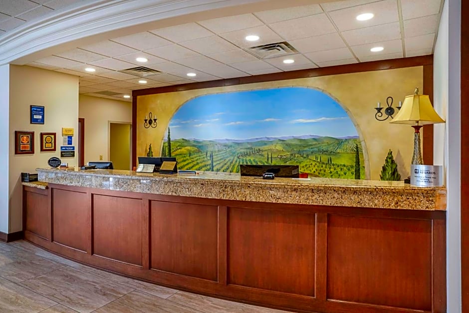 Best Western Premier Pasco Inn and Suites