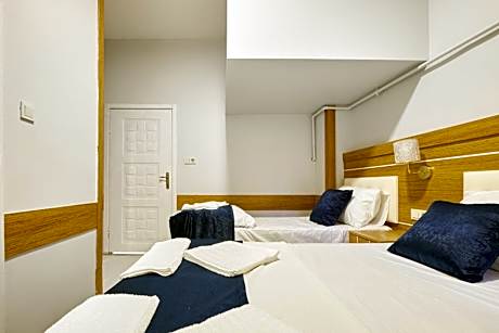 Deluxe Apartment - Ground Floor