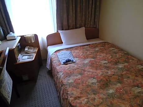 Standard Single Room - Non-Smoking