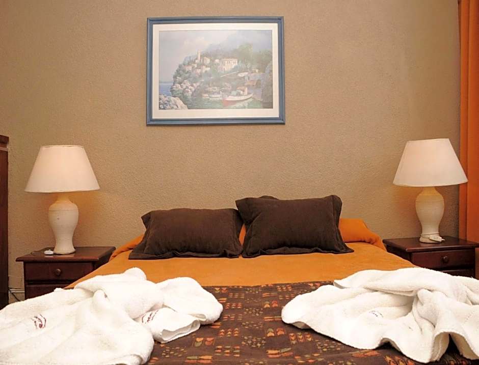 Village Catedral Hotel & Spa