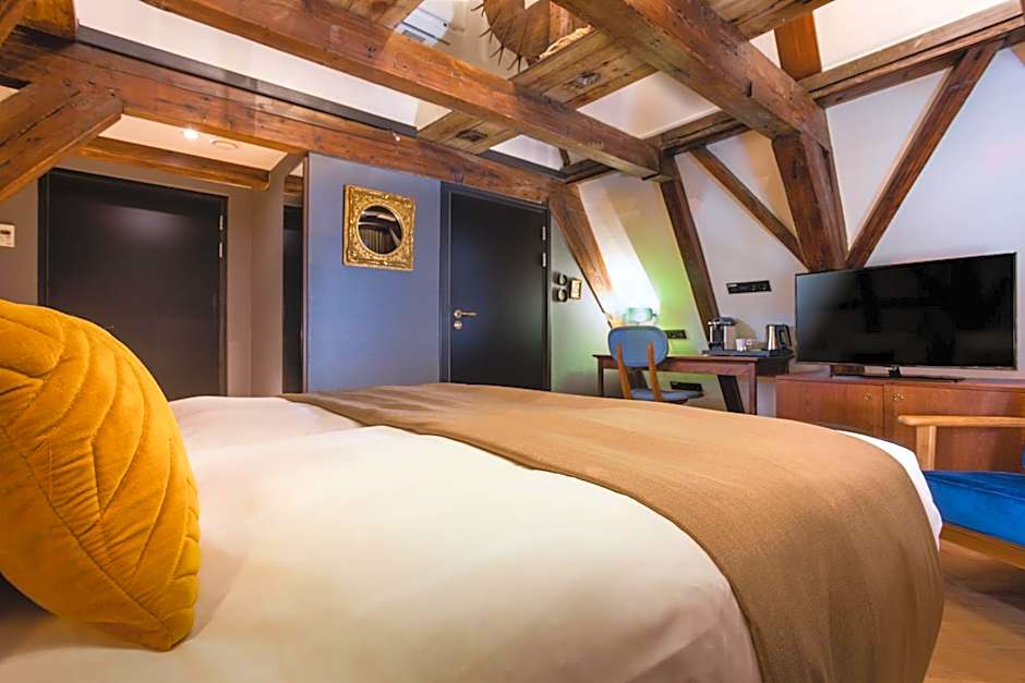 The Hendrick's Hotel