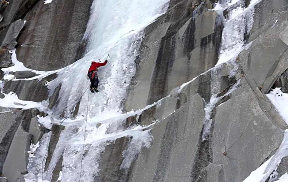 Empeiria High Sierra Hotel