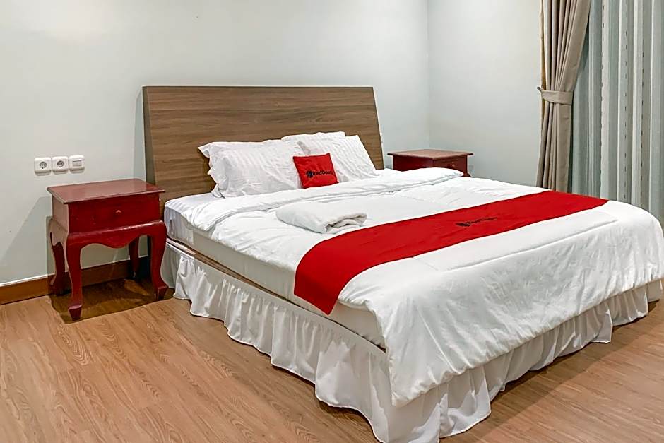 RedDoorz near RSUD R Syamsudin Sukabumi