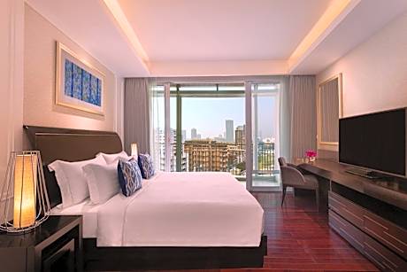 1-Bedroom Deluxe King Suite