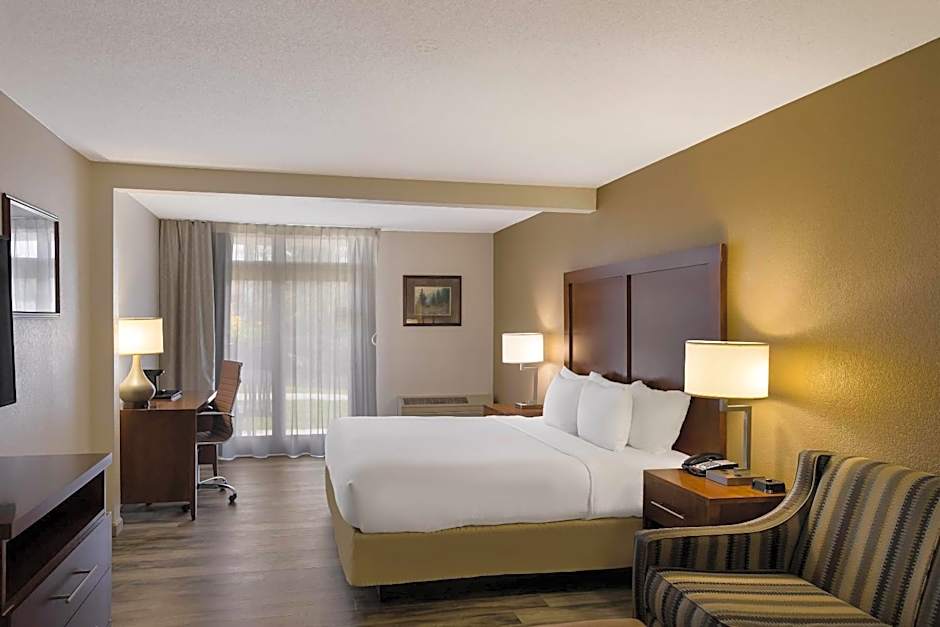 The Inn at Apple Valley, an Ascend Collection Hotel