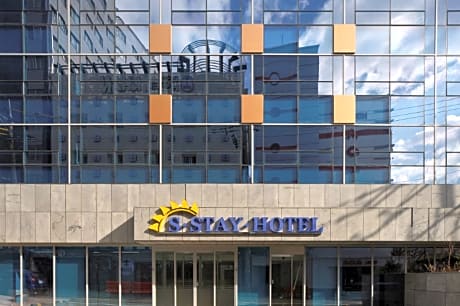 S Stay Hotel