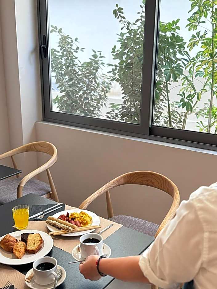 Angela Downtown Hotel