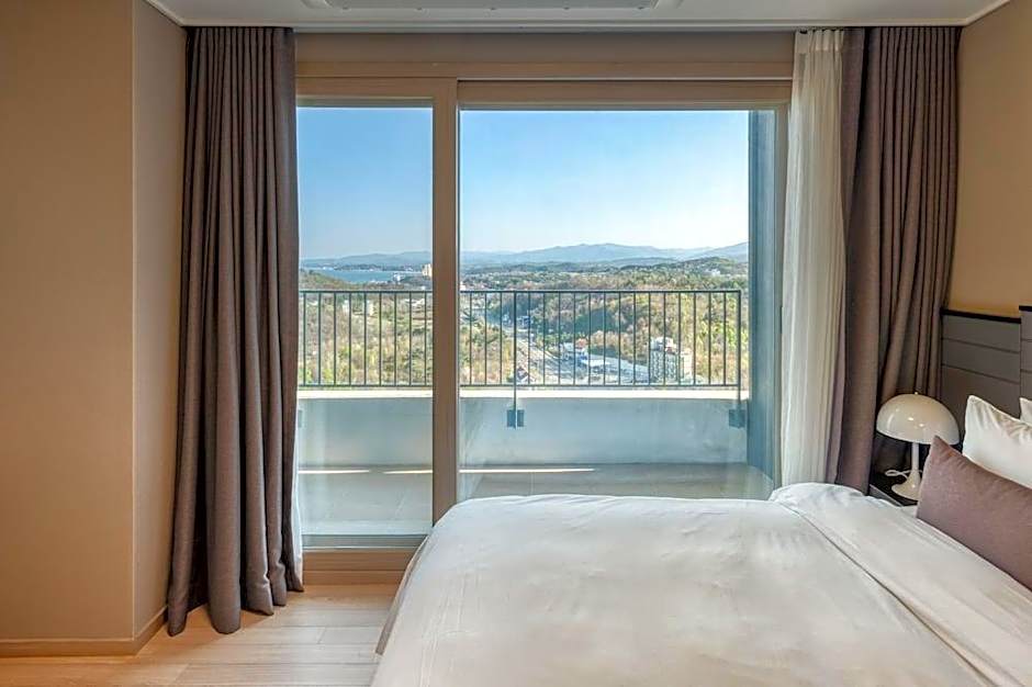 The BlueMark Hotel Sokcho