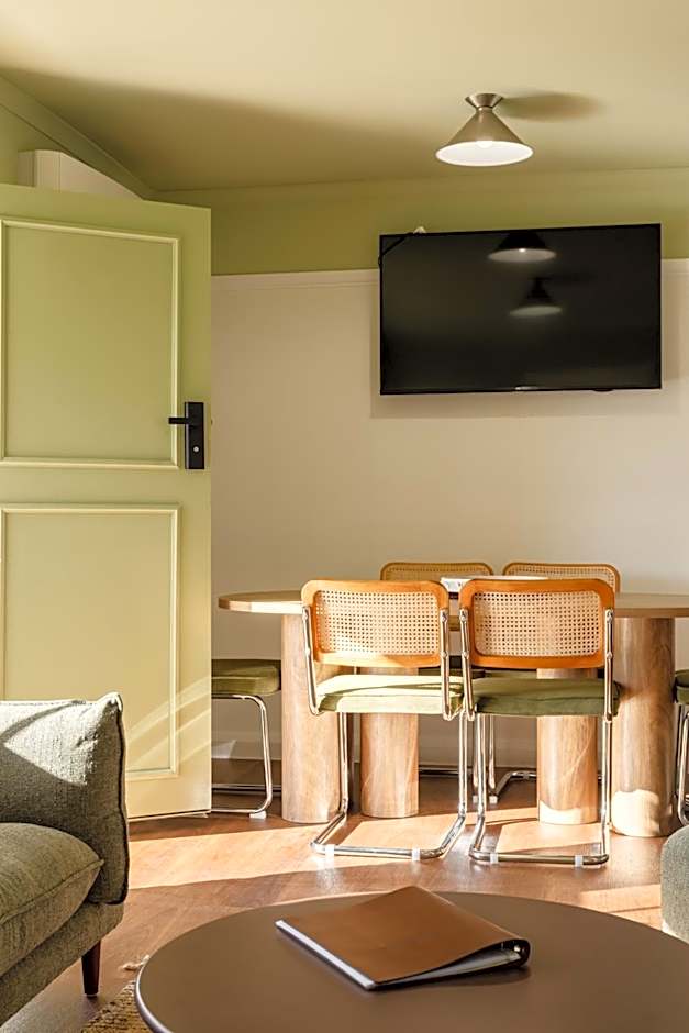 Amadiya Port Arthur Villas
