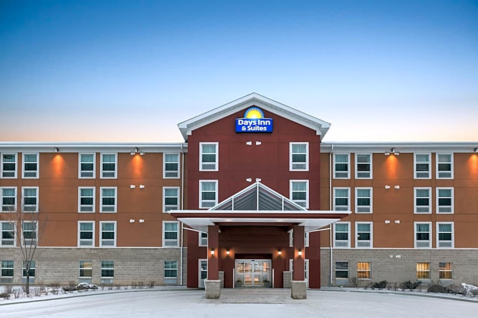 Days Inn & Suites by Wyndham Sherwood Park Edmonton