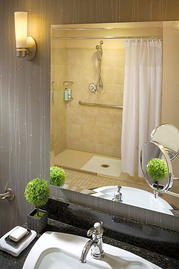 Courtyard by Marriott Burlington Harbor