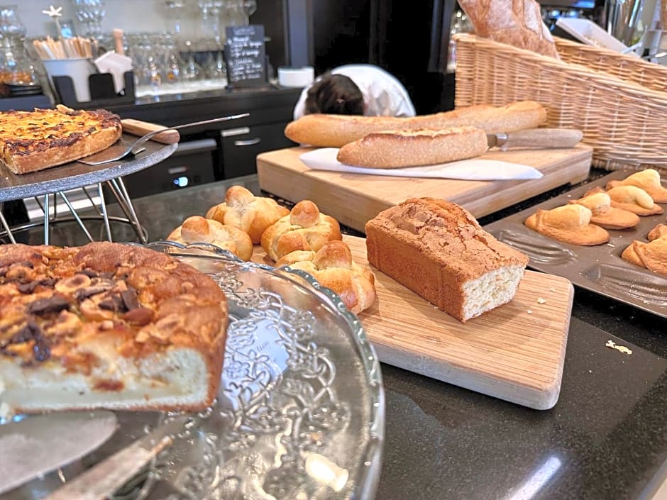 Logis Hôtel & Restaurant Le Vert Bocage