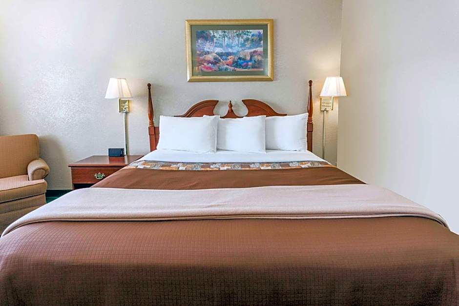 Knights Inn Peru