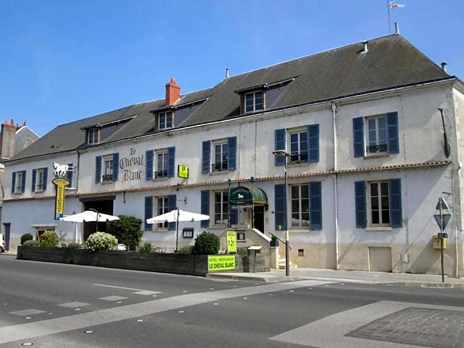 Logis Hotellerie du Cheval Blanc