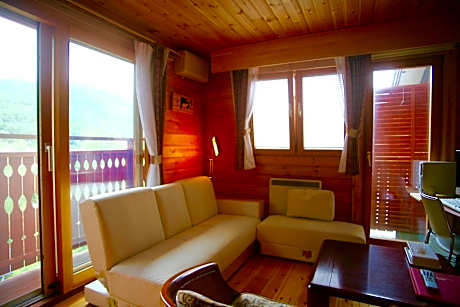 Log Suite with Balcony - Annex - Pet Friendly