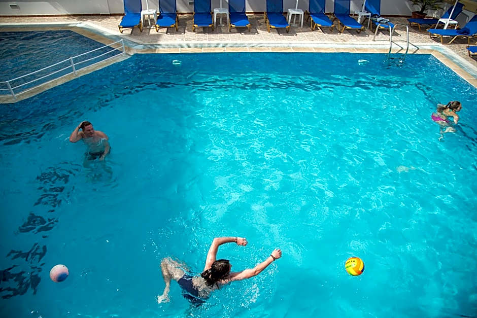 Erato Studios & Apartments