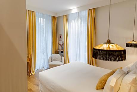 Deluxe Double Room with Terrace