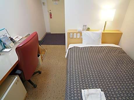Standard Single Room - Non-Smoking