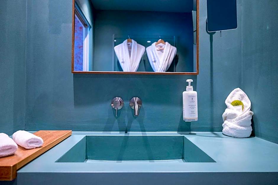 Sable Bleu Boutique Hotel