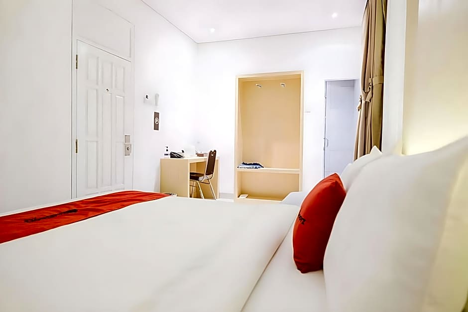 RedDoorz Plus Syariah near Museum Lampung