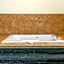 Quality Inn & Suites Anderson I-69