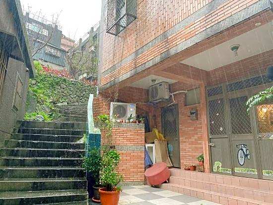 Jiufen Golden House – New Taipei City, VA