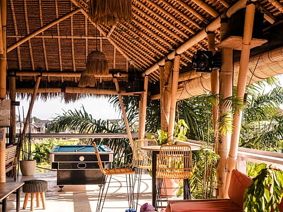 Clandestino Hostel Canggu