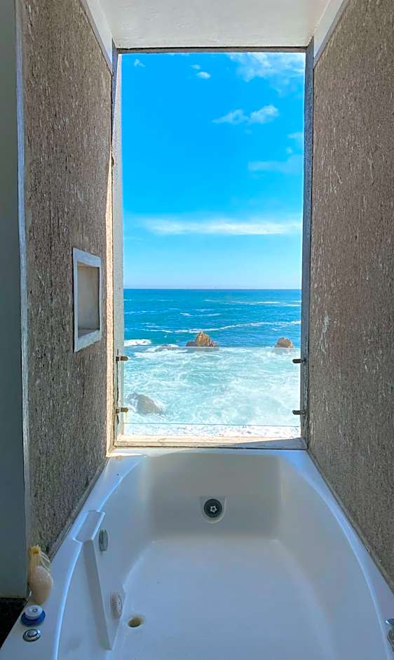 Radisson Blu Acqua Hotel & Spa Concon