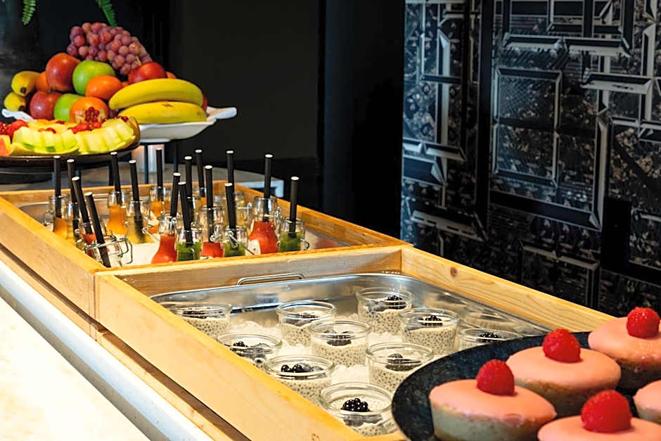 Apollo Hotel Amsterdam, a Tribute Portfolio Hotel