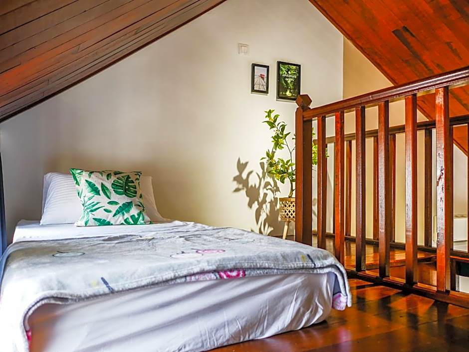Carnarvon Antique Loft