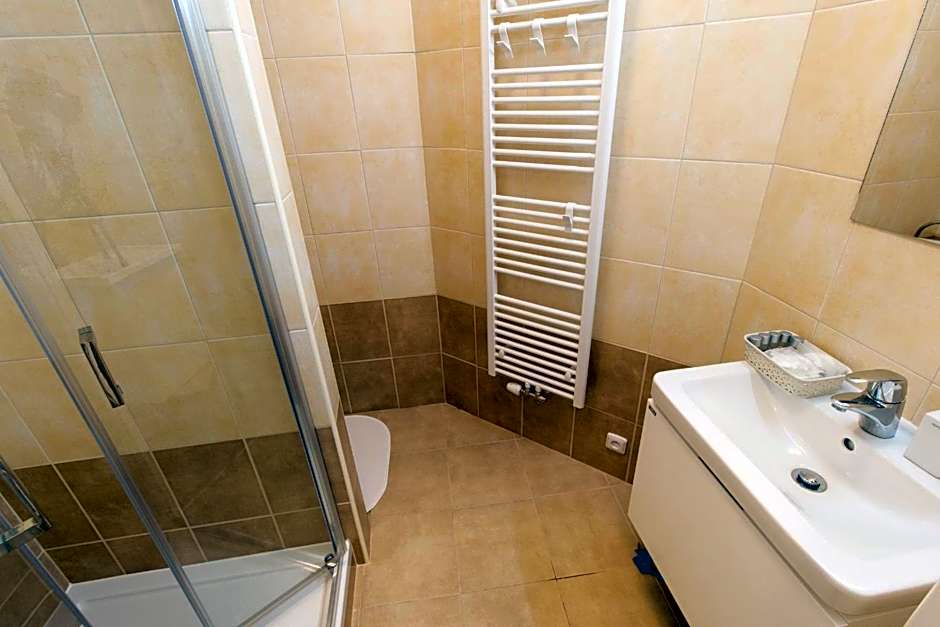 Karlova 25 Apartments