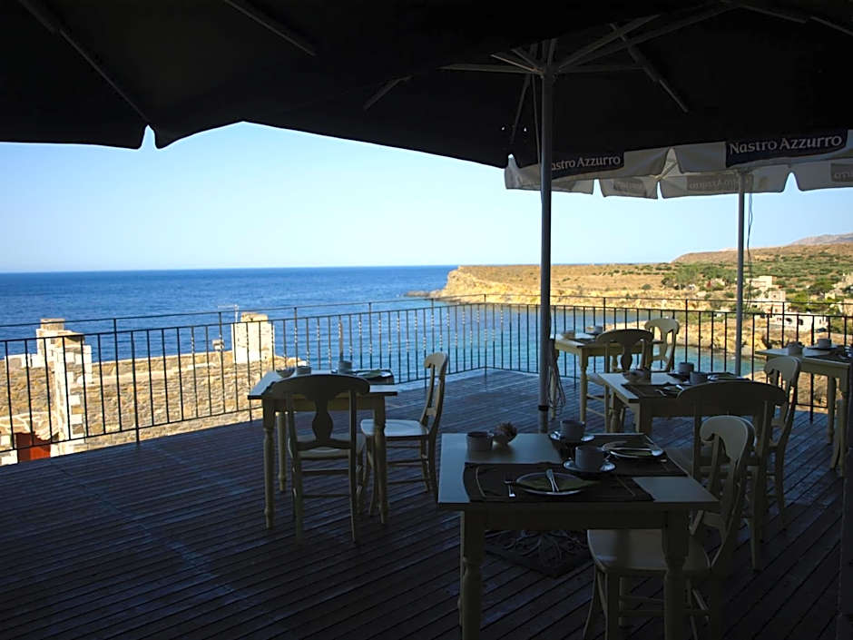 Porto Mani Suites