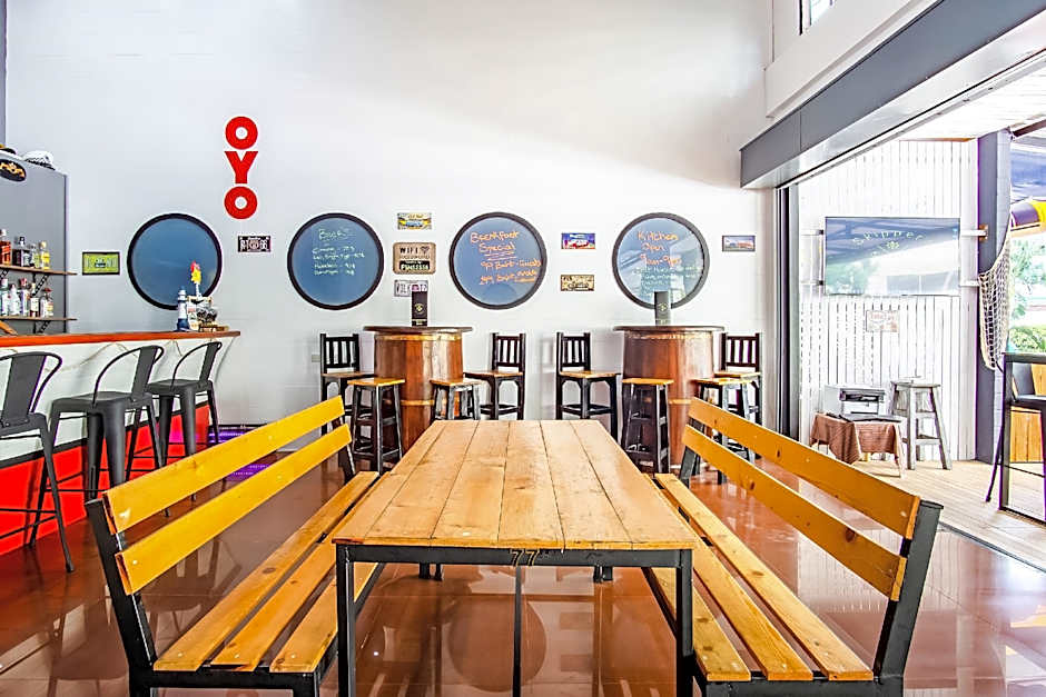 Skippers Guesthouse – Ko Phuket, WY