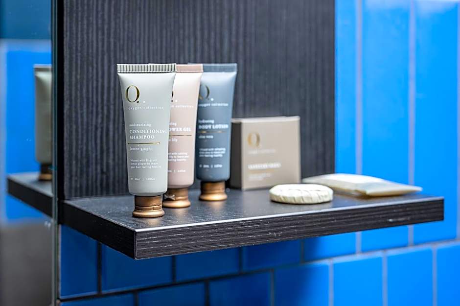 Oros Hotel and Apartments