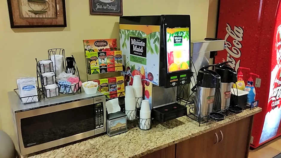 Microtel Inn & Suites by Wyndham Kearney