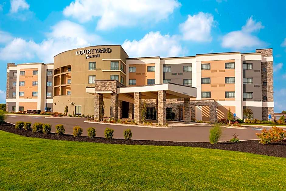 Courtyard by Marriott Cleveland Elyria