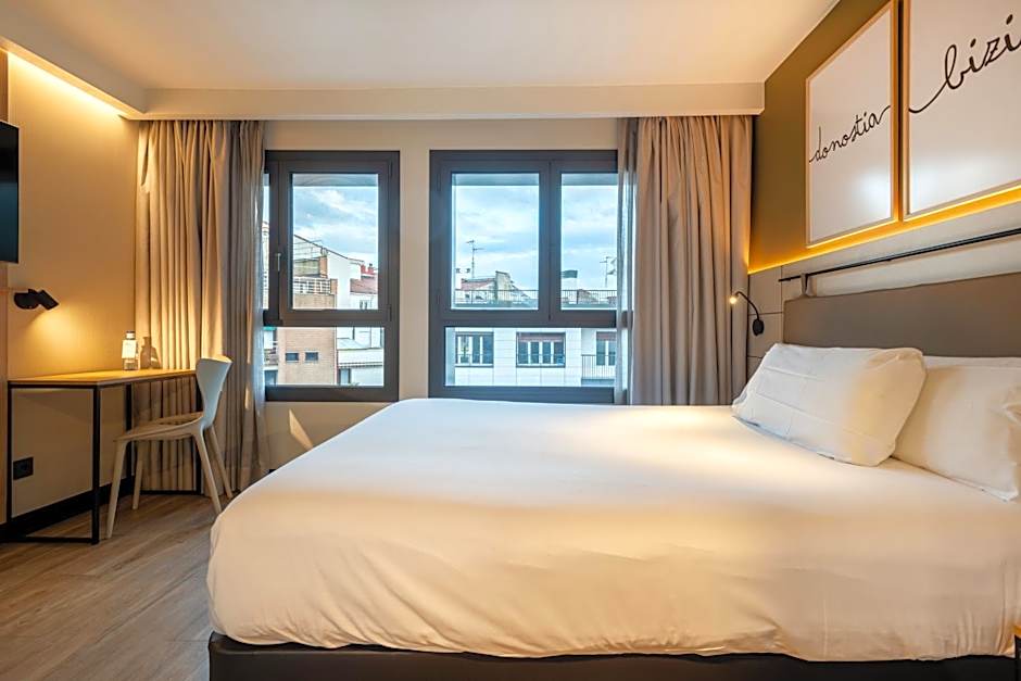 Hotel Bed4U Zurriola San Sebastian