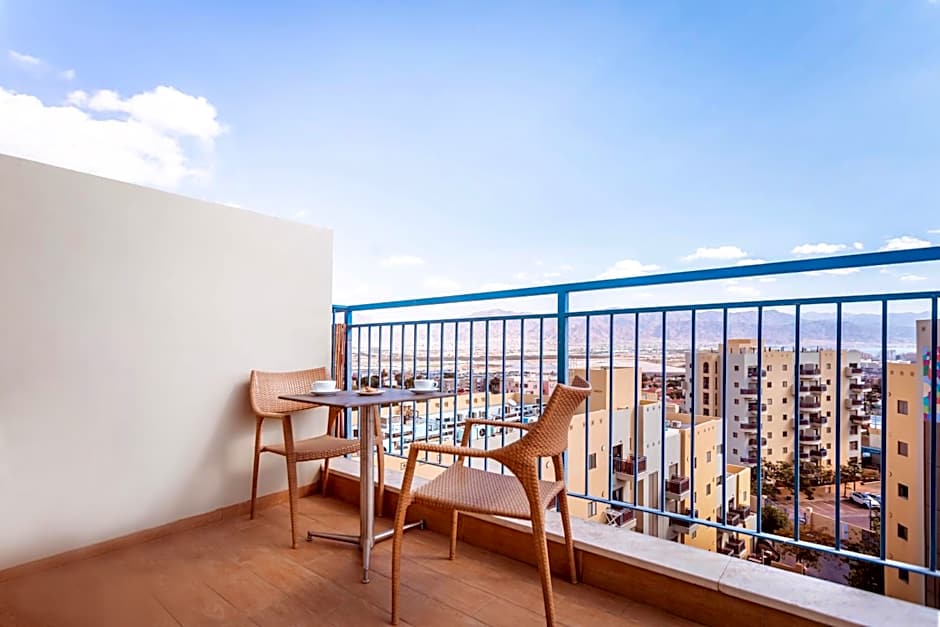 Almogim Suites Eilat Hotel