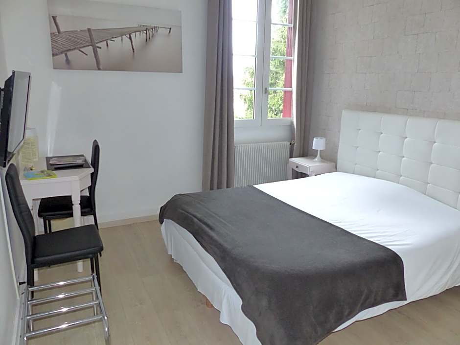 Logis Hotels - Au Colombier du Touron
