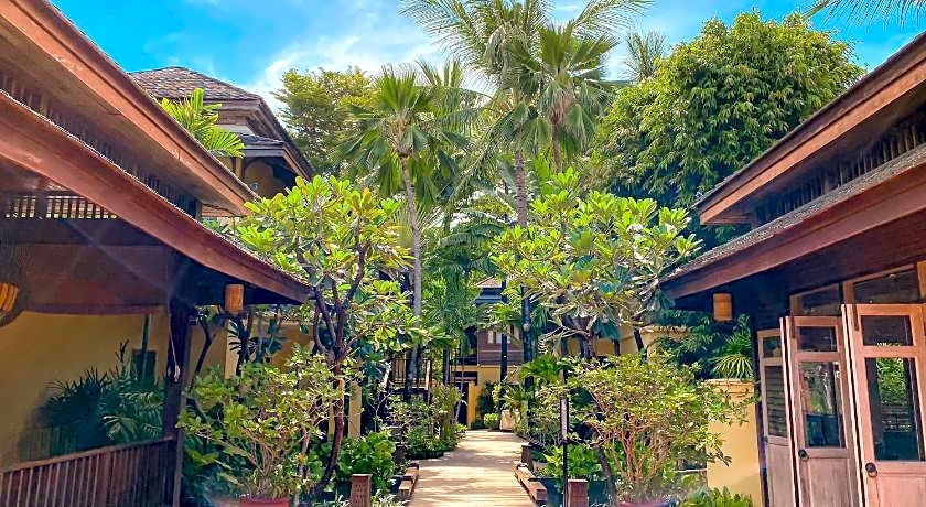 Buri Rasa Village Hotel