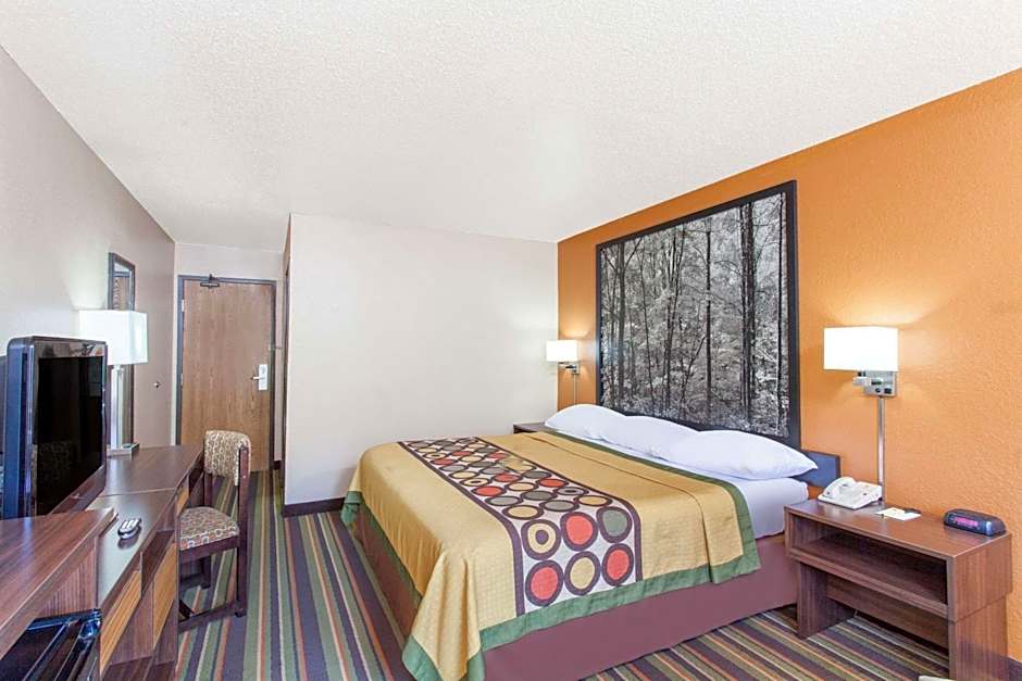 Super 8 by Wyndham Norton VA