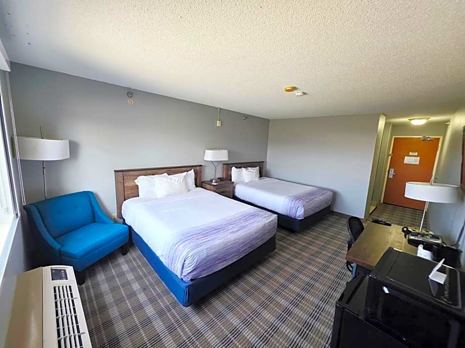 AmericInn by Wyndham Minot